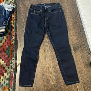 Gap skinny jeans dark wash